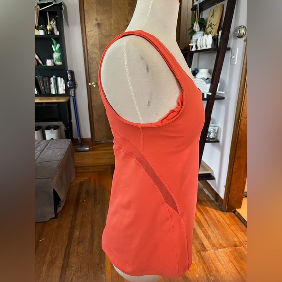 Lululemon Rise and Flow Luxtreme Coral Tank - Picture 5 of 7